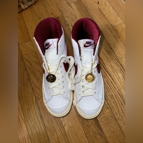 Womens Nike Blazers Mid ‘77 - Picture 4 of 6